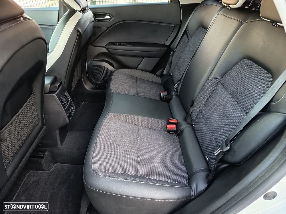 Renault Captur 1.6 E-Tech Plug-In Intens - 11