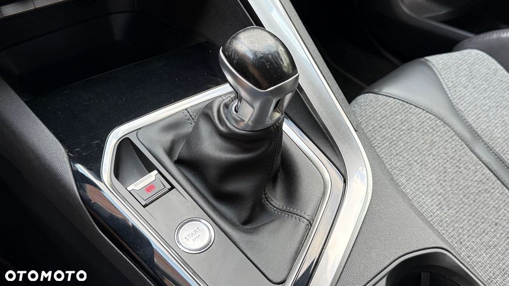 Peugeot 3008 PureTech 130 Stop & Start Allure - 27