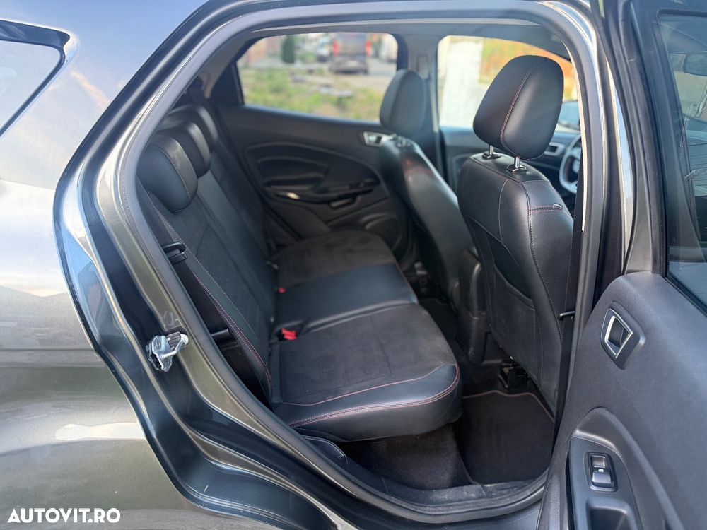Ford EcoSport 1.5 TDCi ST-Line - 6