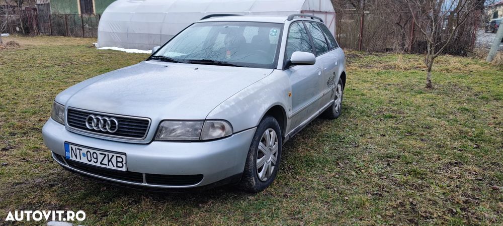 Audi A4 - 1