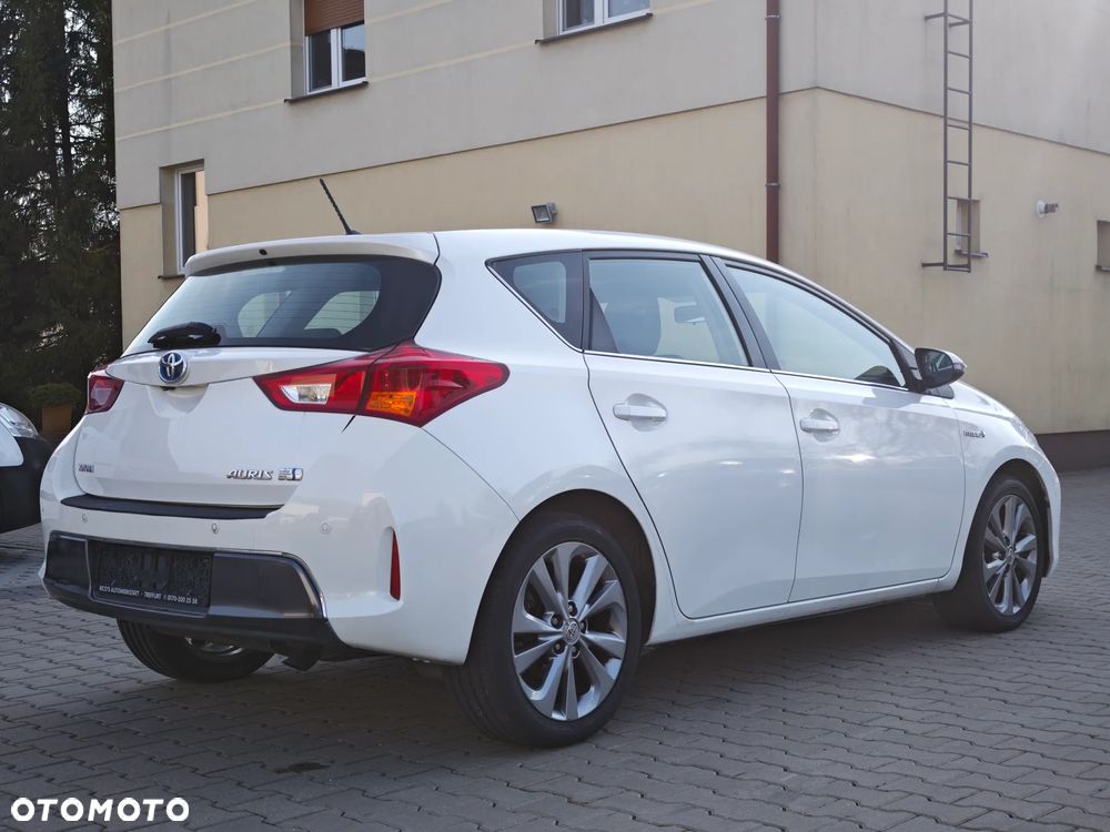 Toyota Auris 1.8 HSD Luna - 13