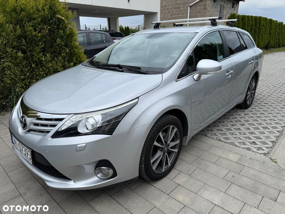 Toyota Avensis 2.0 Premium MS - 1