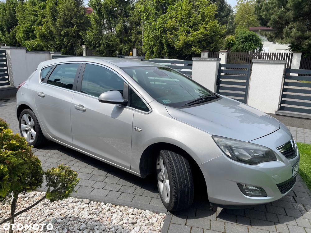 Opel Astra - 1