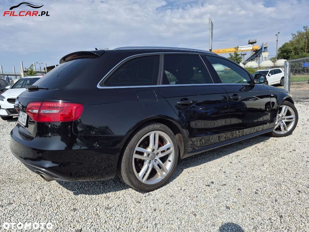 Audi A4 Avant - 32