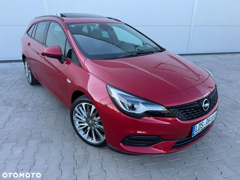 Opel Astra 1.2 Turbo Start/Stop Sports Tourer Ultimate - 1