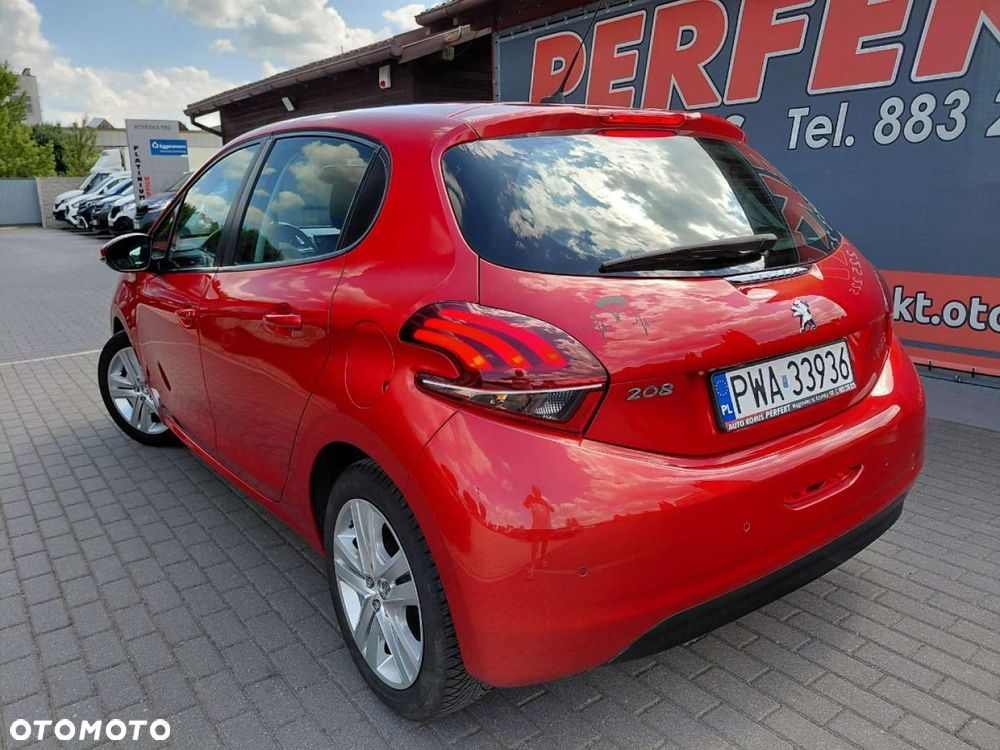 Peugeot 208 - 6