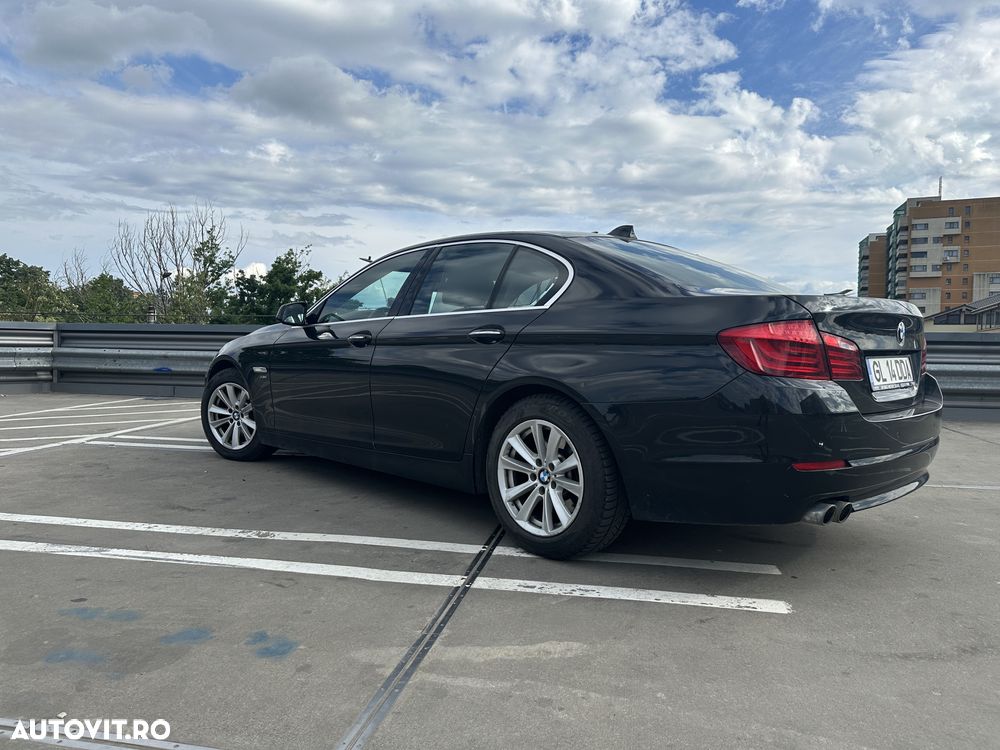 BMW Seria 5 525d xDrive - 7