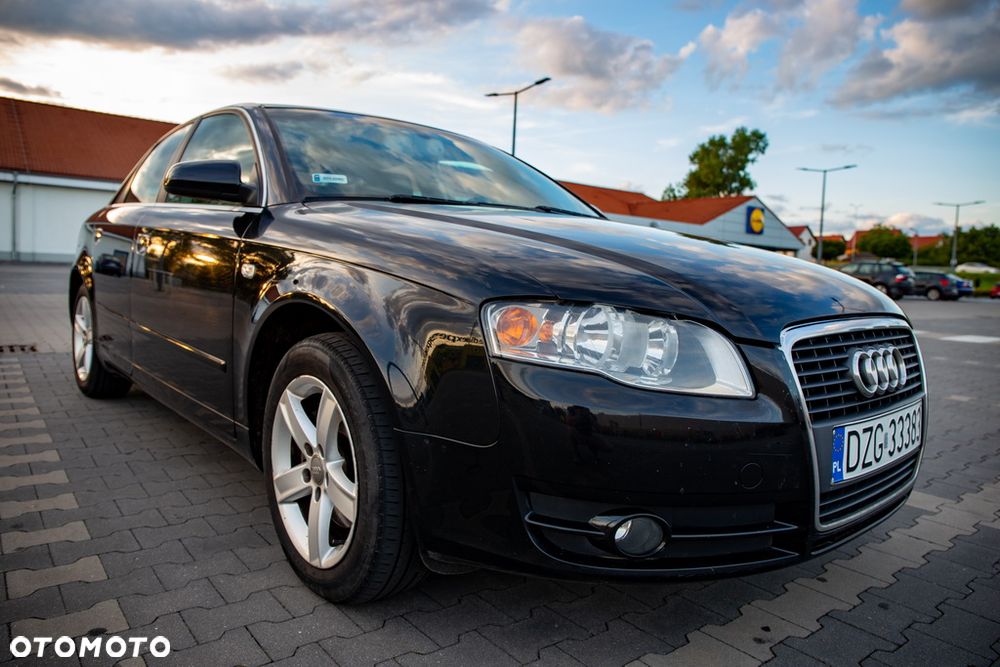 Audi A4 Limousine - 38