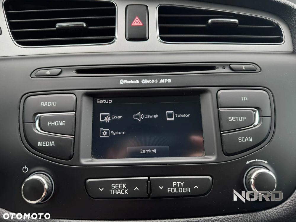 Kia Ceed 1.6 CRDi M - 27