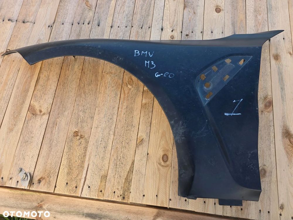 blotnik BMW M3 G80 - 1