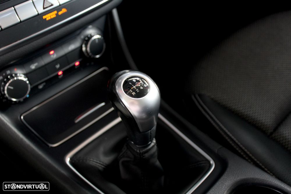 Mercedes-Benz CLA 180 d BlueEFFICIENCY Edition - 12