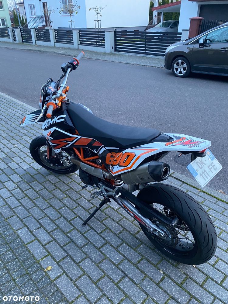 KTM SMC