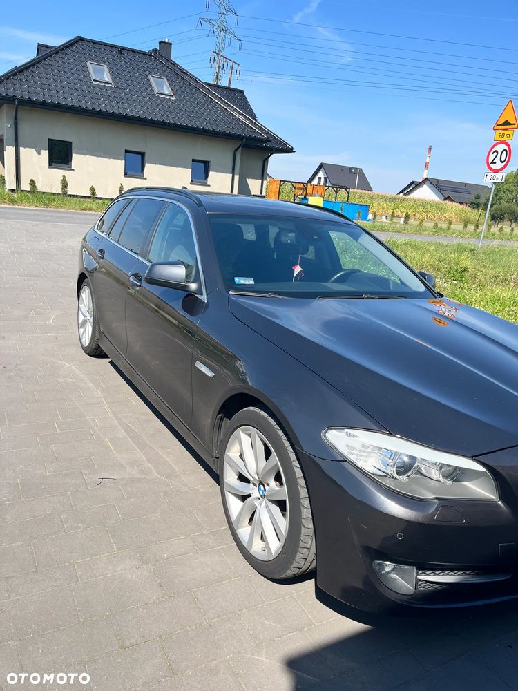 BMW Seria 5 520d - 8