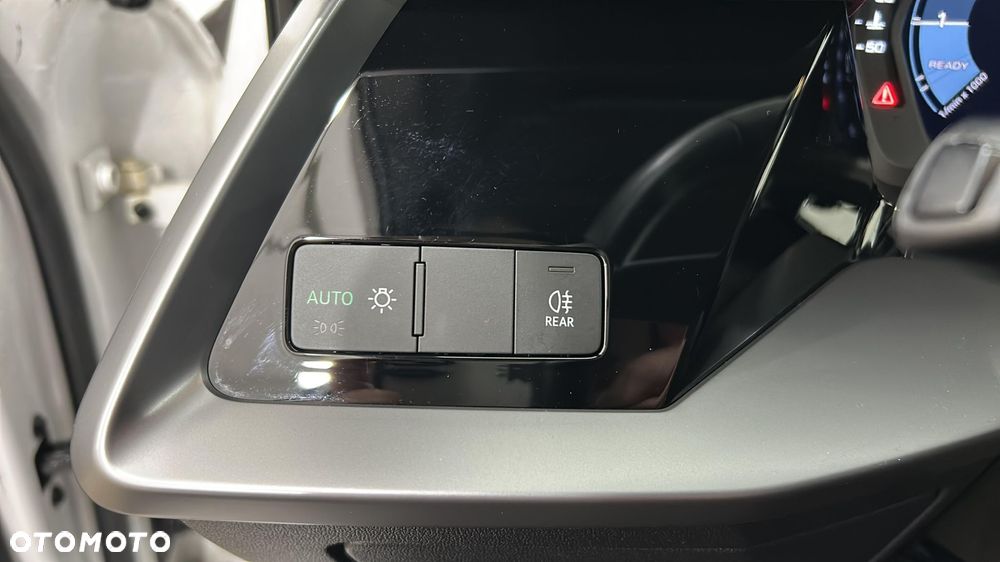 Audi A3 Sportback 35 TFSI S tronic - 28