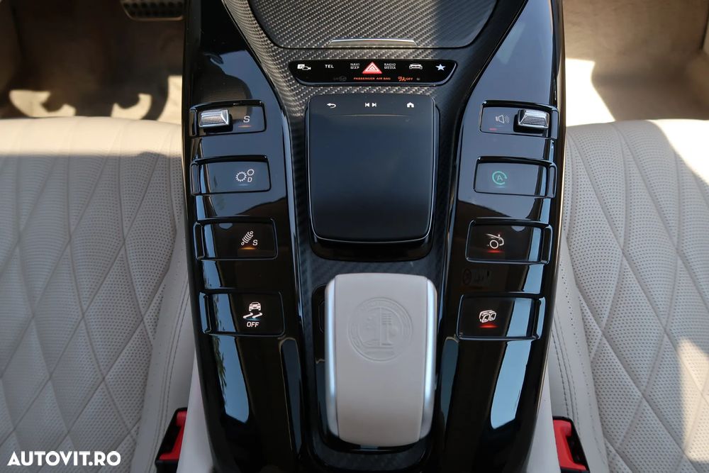 Mercedes-Benz AMG GT 4-door Coupe - 25