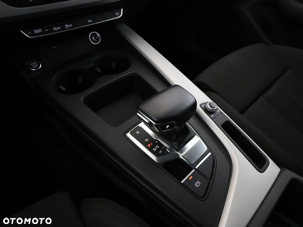 Audi A4 Avant 40 TDI Advanced S tronic - 30