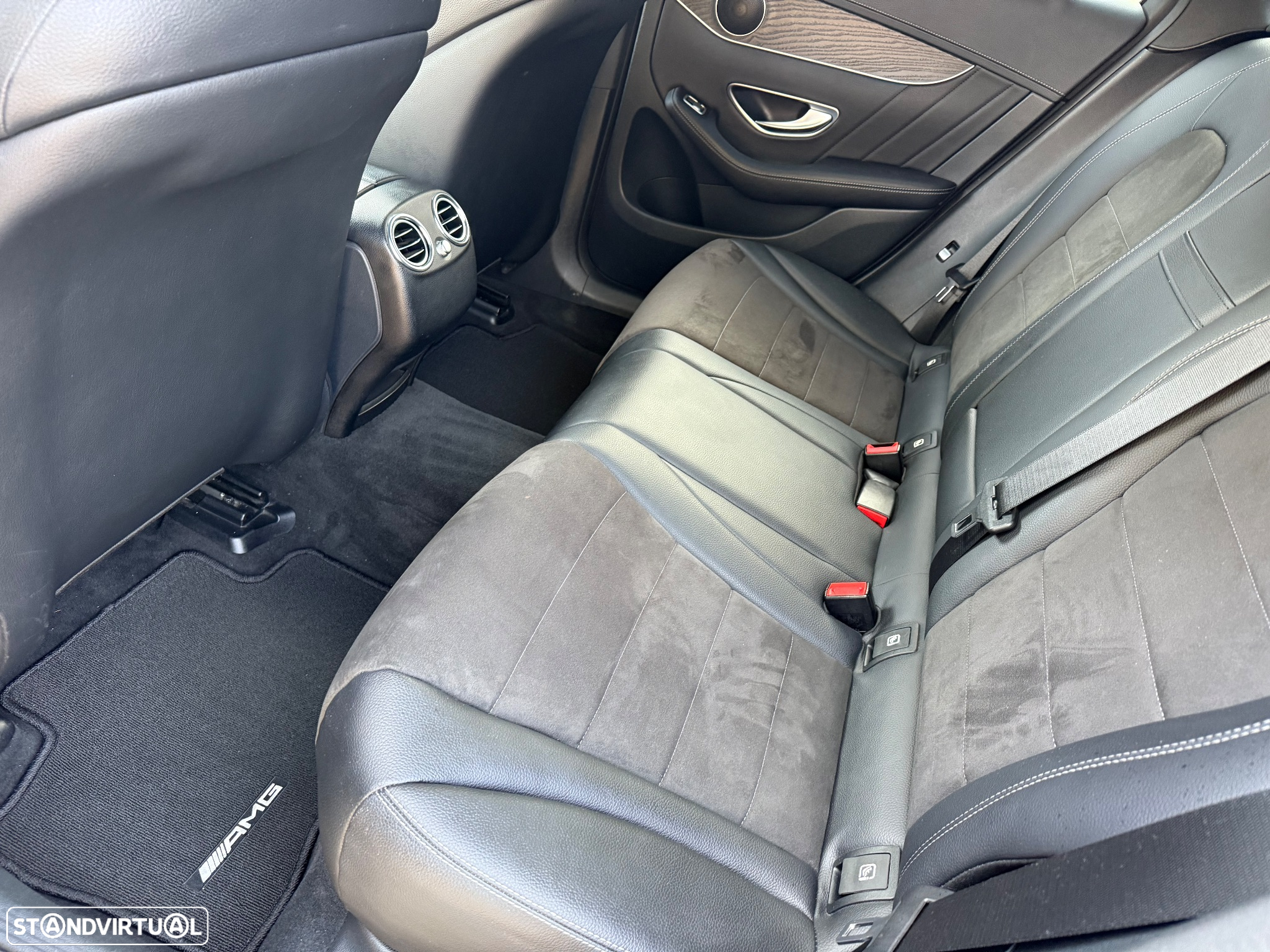 Mercedes-Benz GLC 220 d 4Matic 9G-TRONIC AMG Line - 7