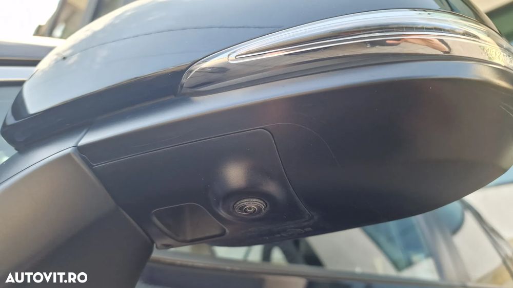 Toyota RAV4 2.5 PHEV VVT-iE 4x4 Style Bi-Tone - 34