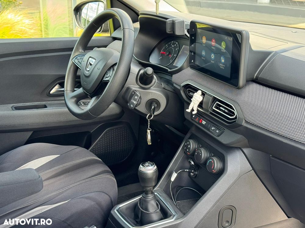 Dacia Logan TCe 90 MT6 Comfort - 13