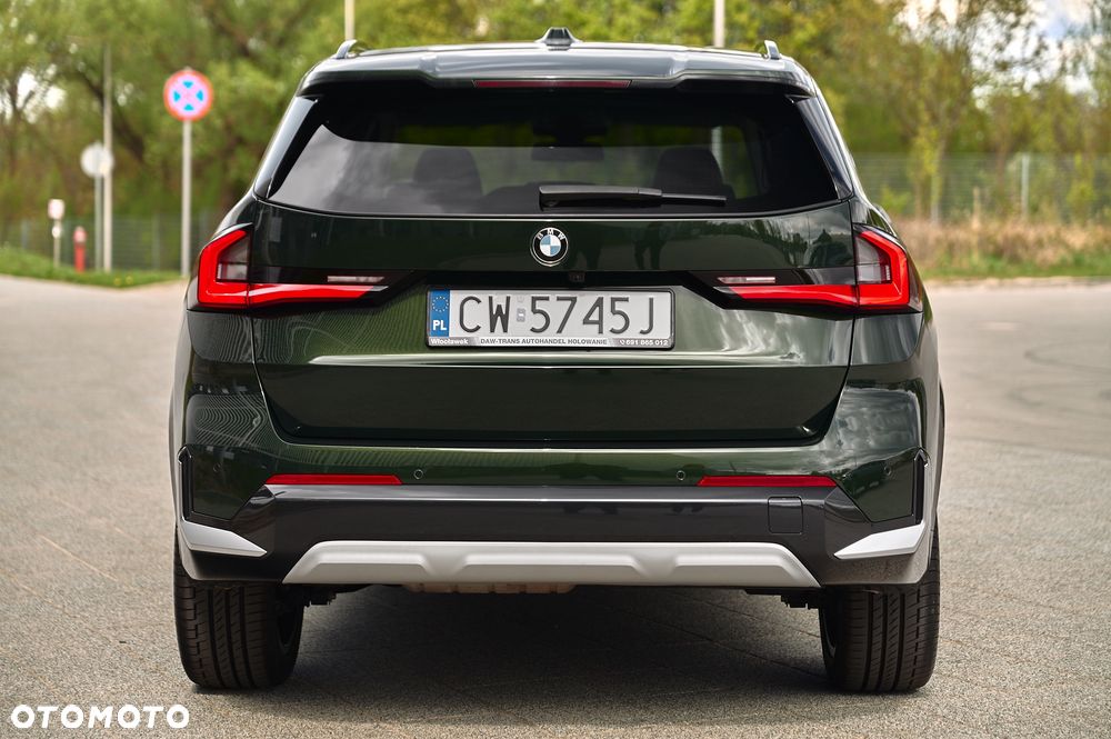 BMW X1 sDrive18d - 11