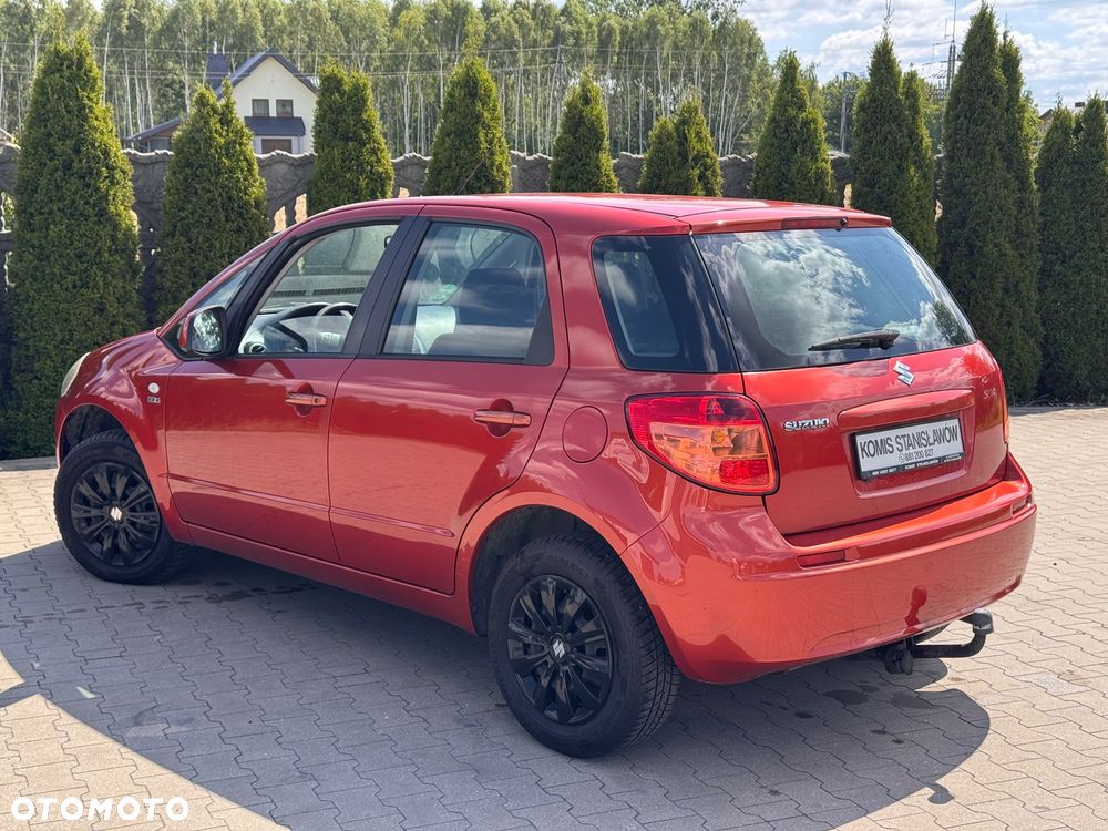 Suzuki SX4 1.9 DDiS DPF Streetline 4x2 Club - 12