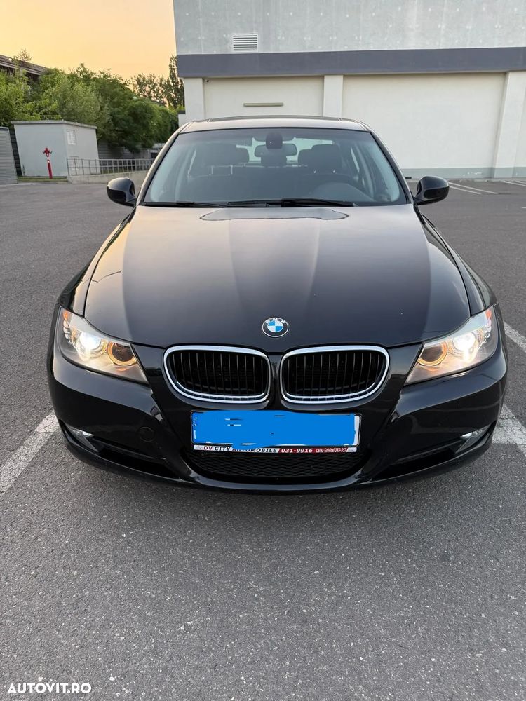BMW Seria 3 320d xDrive DPF Aut. - 1