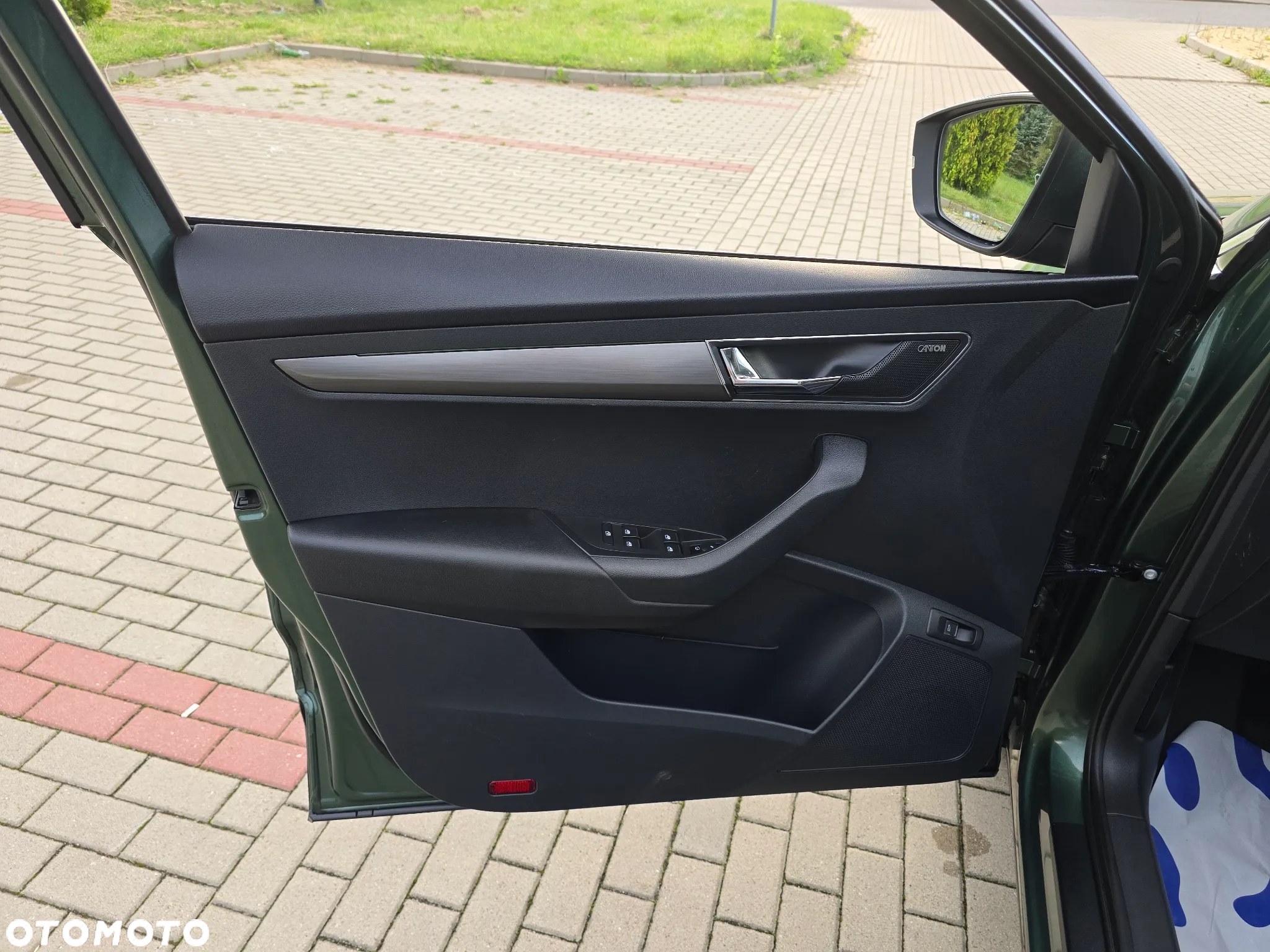 Skoda Karoq 1.5 TSI ACT 4x2 Ambition DSG - 22