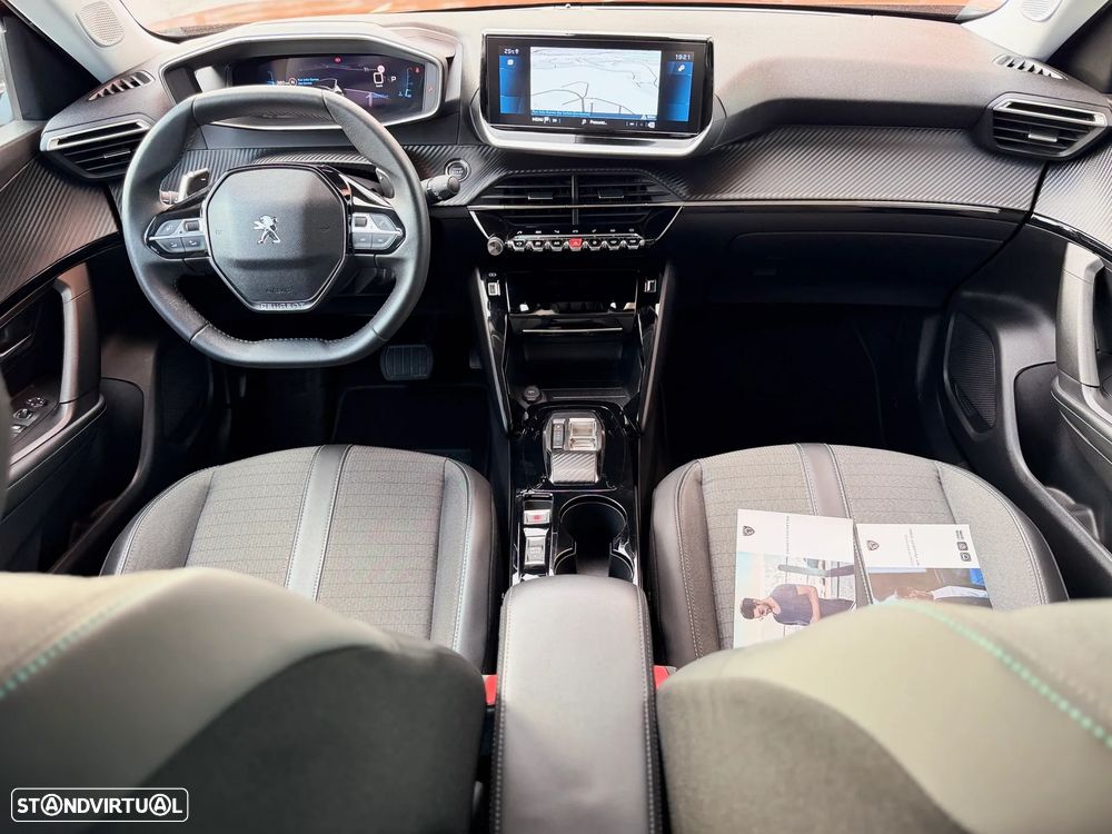 Peugeot 2008 1.2 PureTech Allure Pack EAT8 - 5