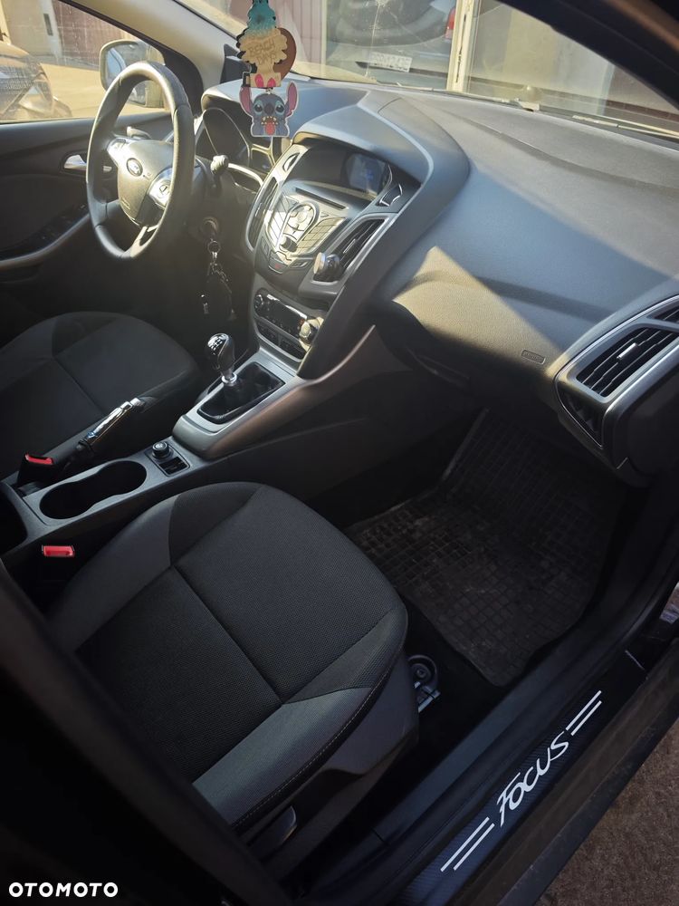 Ford Focus 1.6 TDCi DPF Trend - 14