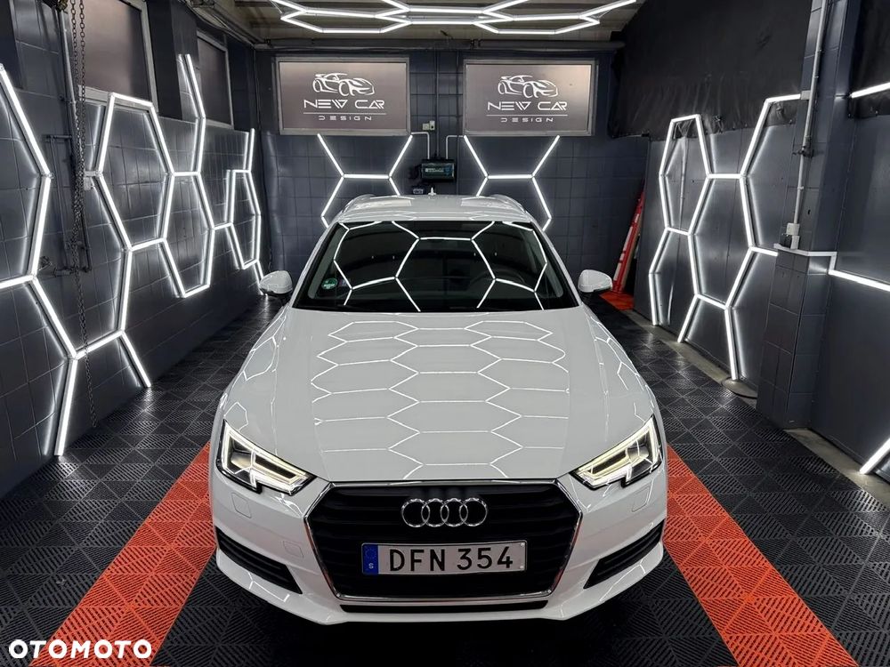 Audi A4 Avant 2.0 TDI ultra sport - 12
