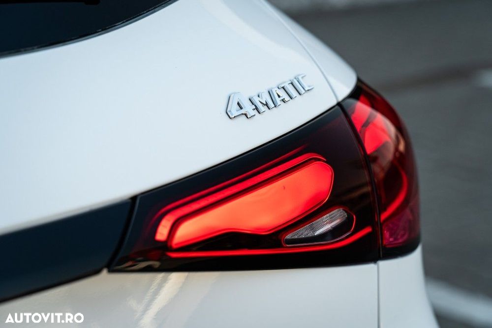 Mercedes-Benz GLC 300 e 4MATIC - 34