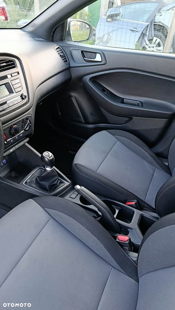 Hyundai i20 1.2 Comfort - 9