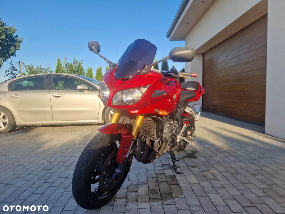 Yamaha FZ - 2