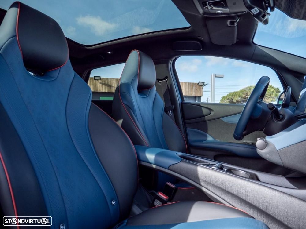 BYD Dolphin 60.4 kWh Design - 20