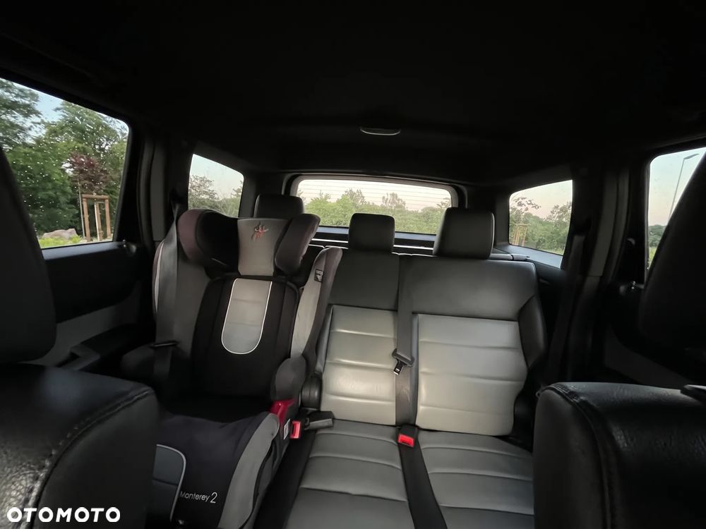 Dodge Nitro 2.8 CRD SXT - 16