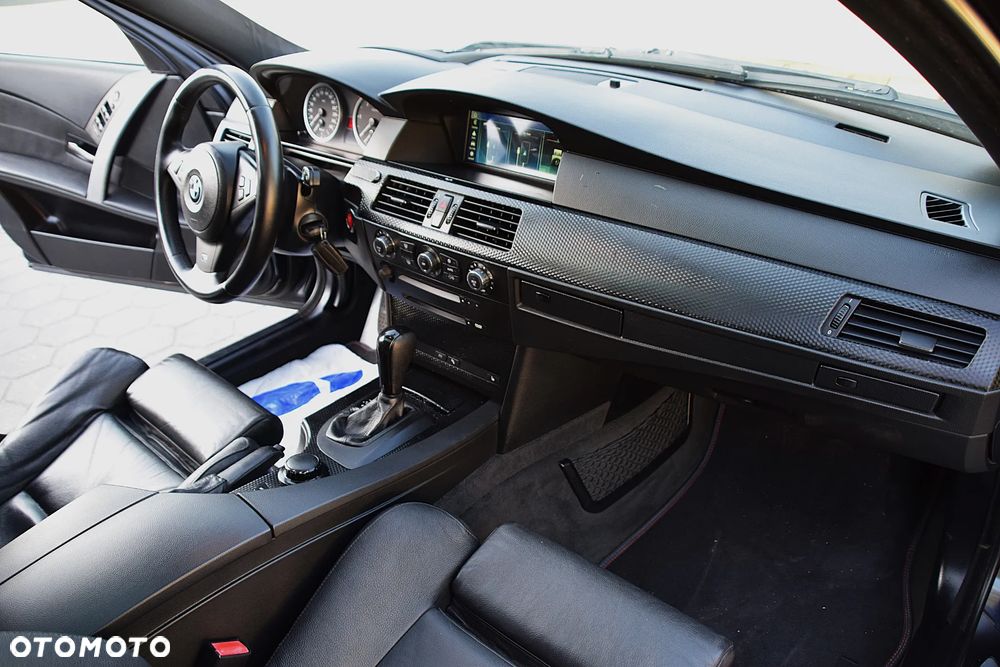 BMW Seria 5 530d - 24