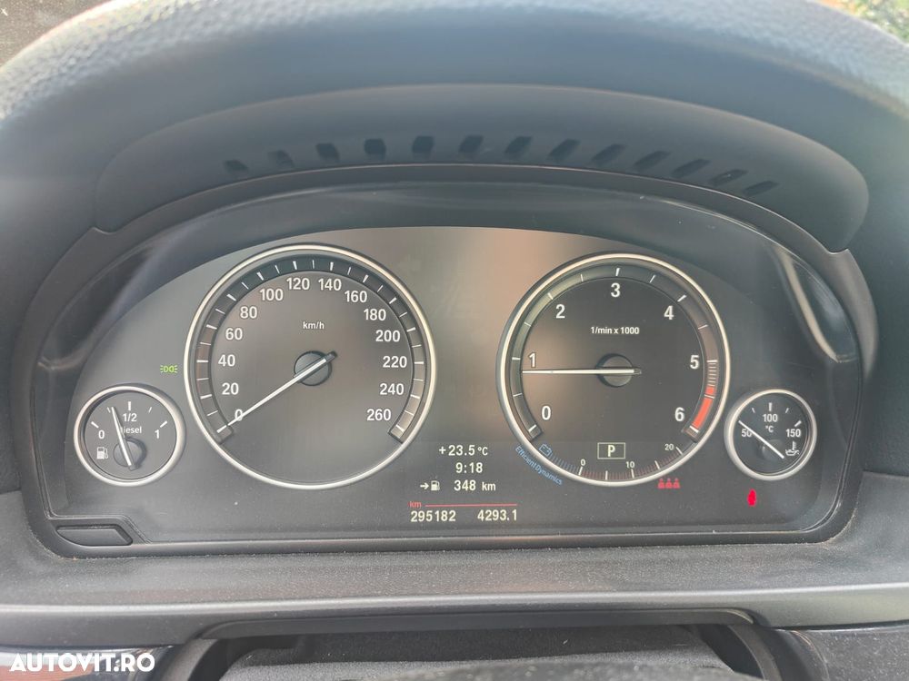 BMW Seria 5 525d xDrive Aut. - 5