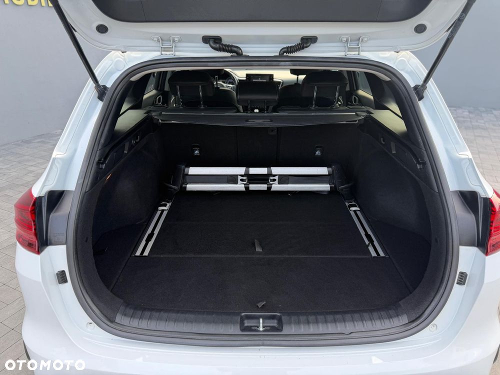 Kia Ceed 1.5 T-GDI L Business Line - 10