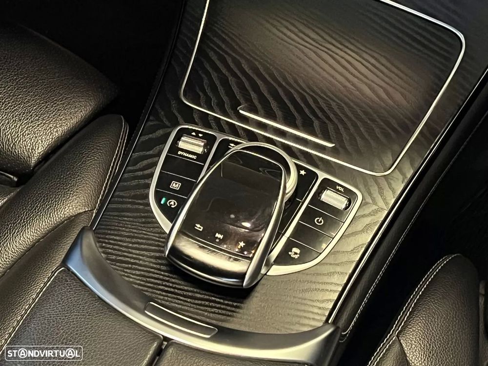 Mercedes-Benz GLC 220 d 4Matic 9G-TRONIC AMG Line - 24