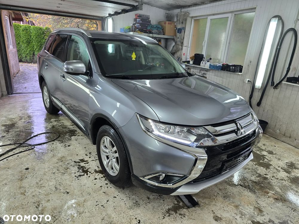Mitsubishi Outlander 2.0 2WD Edition - 1