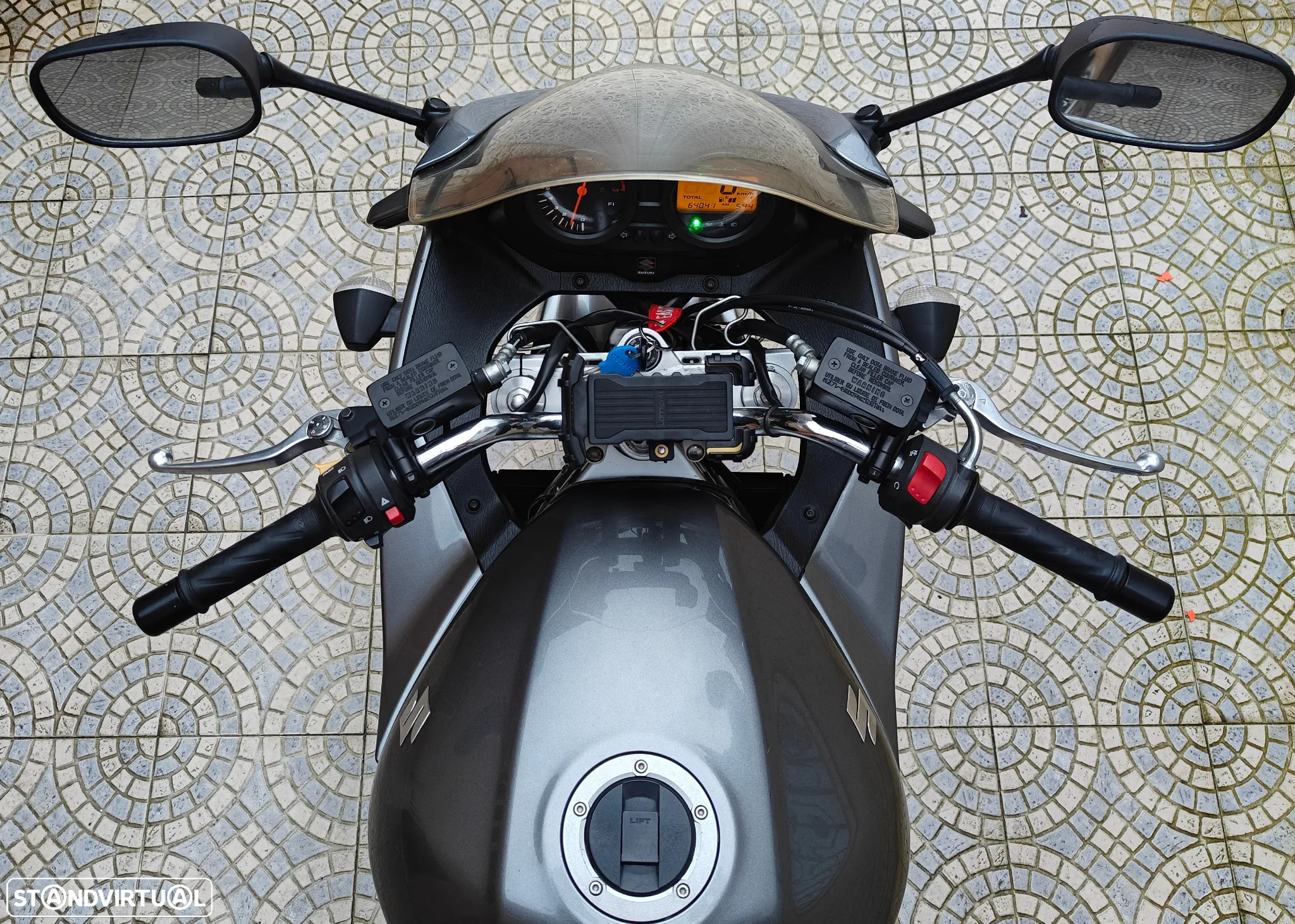 Suzuki Bandit S - 9