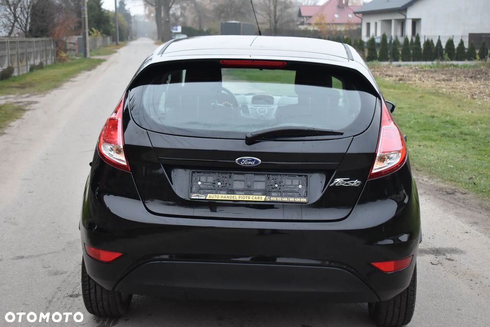 Ford Fiesta - 9