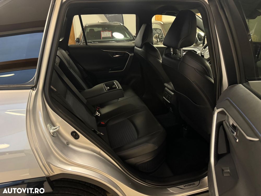 Toyota RAV4 2.5 4x4 Hybrid Black Edition - 11