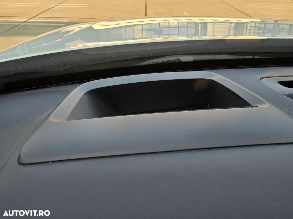 Volvo XC 90 T8 eAWD R-Design - 30