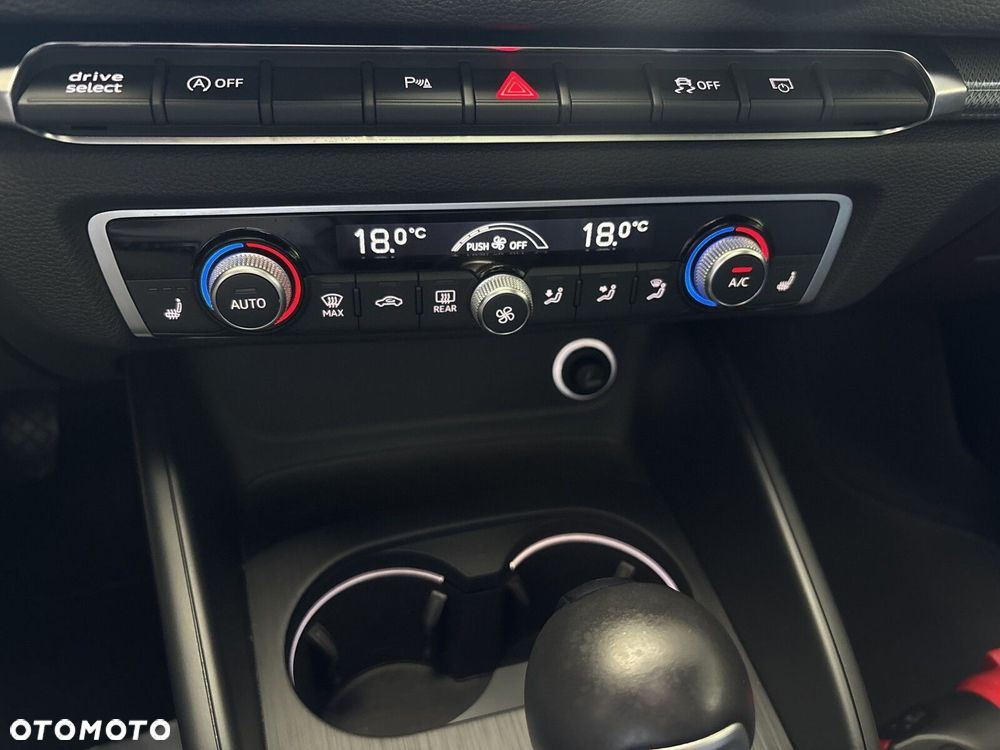 Audi A3 Limousine 35 TFSI mHEV S Line S tronic - 19