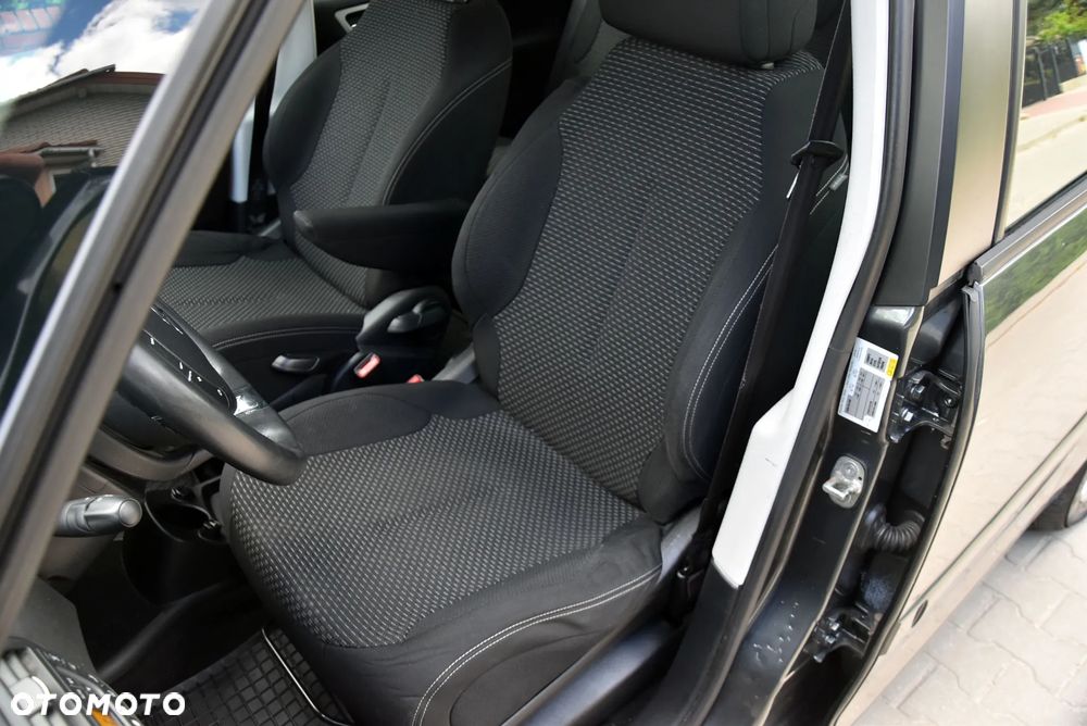 Citroën C4 Picasso - 21