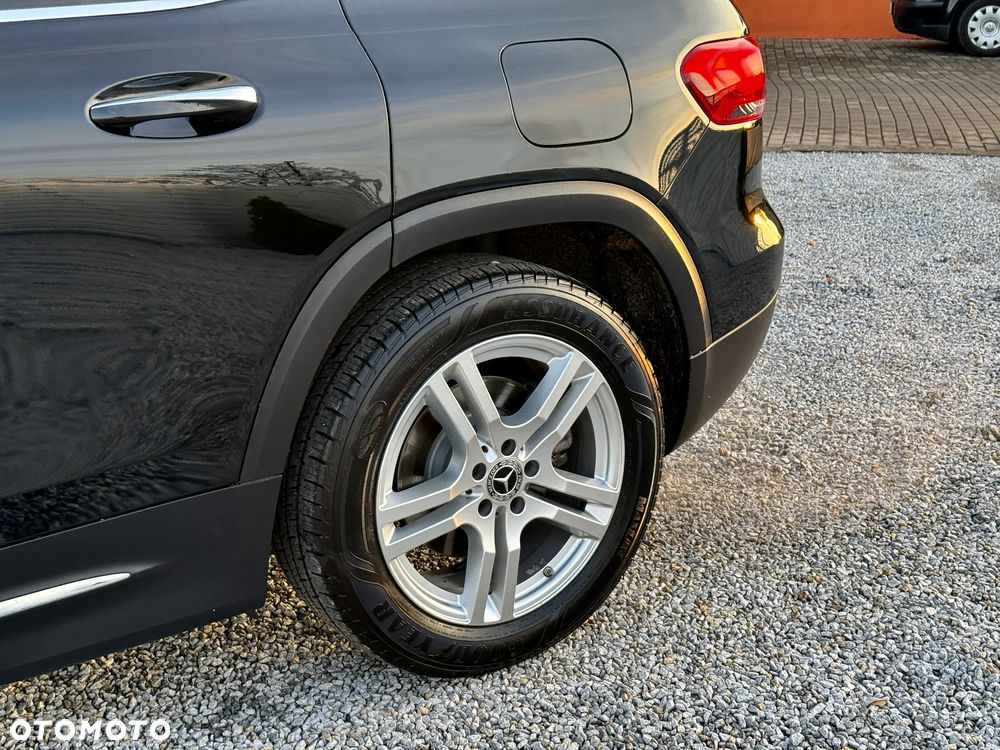 Mercedes-Benz GLB 250 4-Matic 8G-DCT - 25