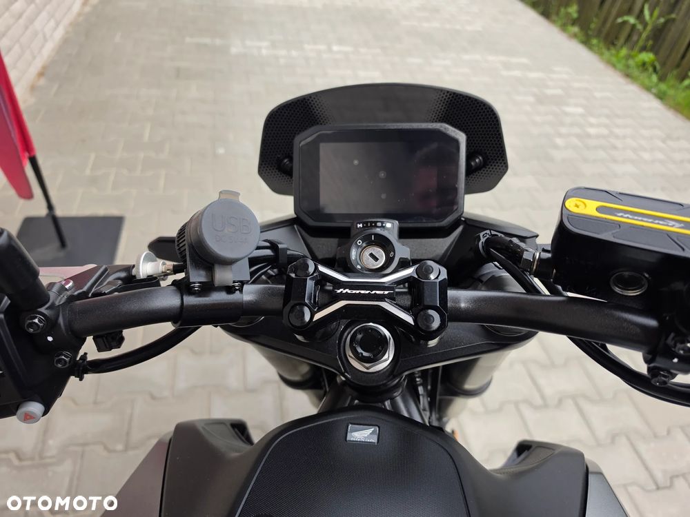 Honda Hornet - 17