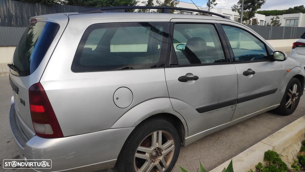 Ford Focus SW 1.8 TDdi Ghia - 5