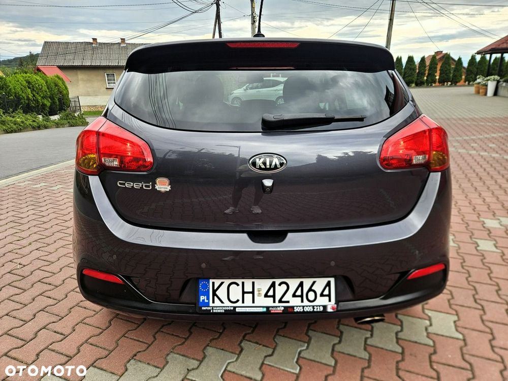 Kia Ceed 1.6 GDI ISG Dream-Team Edition - 7